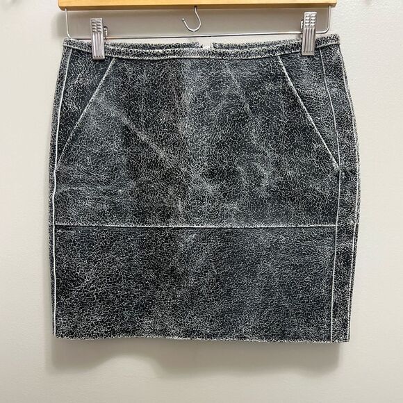 Sandro Paris Black Cracked Leather Calfskin Mini Skirt Size S - Picture 3 of 11